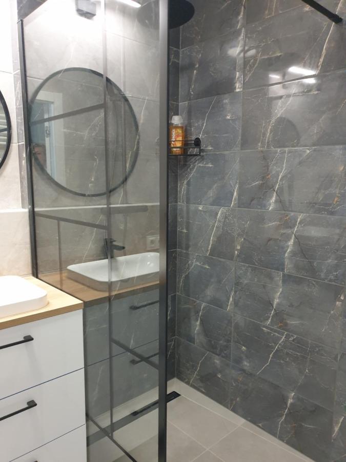 Totu Today-Stara Cegielnia Apartamenty, Faktura Vat, Self Check-In Poznaň Exteriér fotografie